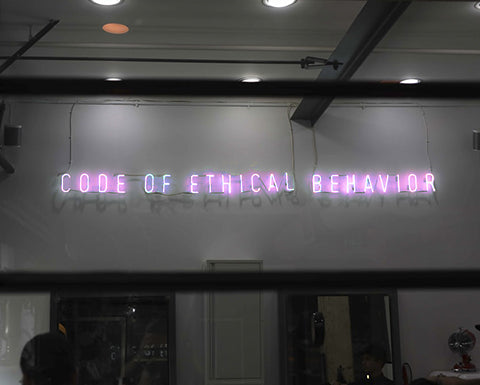 N.40 | Ethical and sustainable fashion. Few simple questions besides the fashion of the moment.